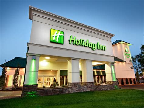 Guests can take advantage of a whole range of services: Holiday Inn Calgary-Macleod Trail South Hotel by IHG