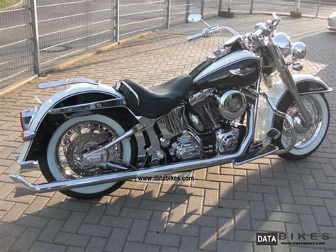 Need money to purchase house. 2005 Harley Davidson Heritage Softail Deluxe