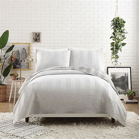 Twin Xl Quilts Bed Bath And Beyond Hanaposy