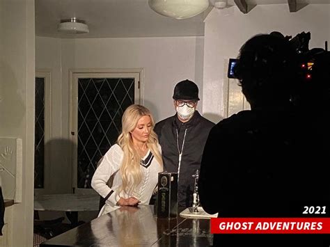 Zak Bagans Holly Madison Back Together Nearly 2 Years After Split Tv