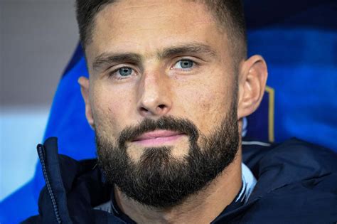 Olivier Giroud Set For Inter Milan Medical As Chelsea Hold Out For £8
