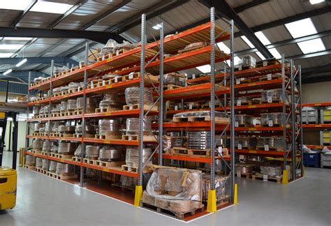 Pallet Racking Safety Tips