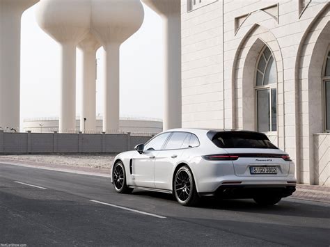 Of course, it is not just a regular station wagon. Porsche Panamera GTS Sport Turismo (2019) - picture 72 of 177