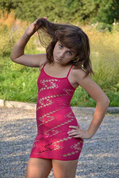 Ariana Silver Starlets Pink Dress 2 Silverblog