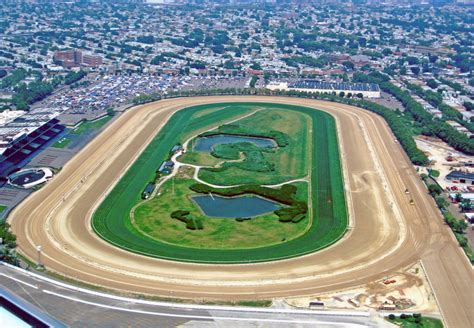 Cuomo Calls Aqueduct A ‘waste Says Racing Site Should Be Transformed
