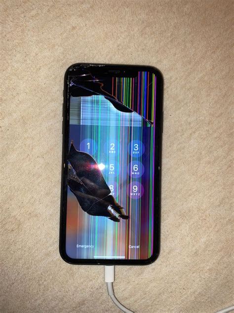 Working Cracked Iphone Xr For Sale In Irvine Ca Offerup