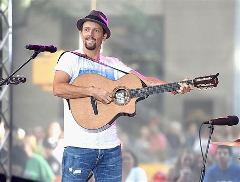 Jason Mraz Is Coming To The Shreveport Municipal Auditorium