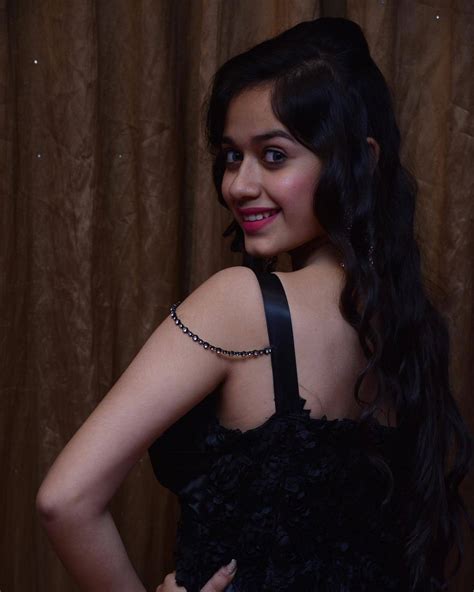 Jannat Zubair Rahmani Aka Pankti From Tu Aashiqui Can Pull Off Any Look Check Out Now