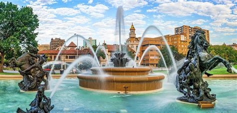 Jc Nichols Fountain And Kansas City Plaza Panorama