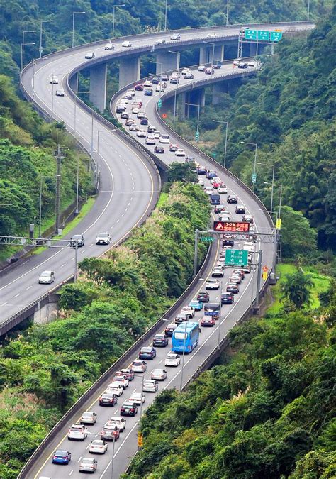 Freeway Traffic Expected To Peak Today Ministry Taipei Times