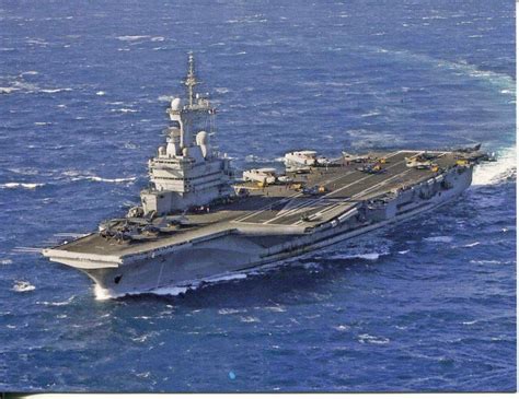 France 6 c n y 152 leander: Charles de Gaulle R91 (With images) | Navy carriers ...