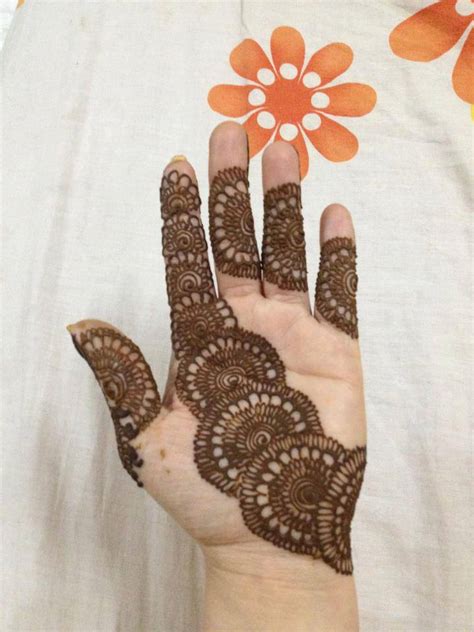 Best Mehndi Hina Designs 2013 For Pakistani And Indian Girls