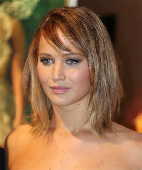 Jennifer Lawrence Medium Straight Hairstyle