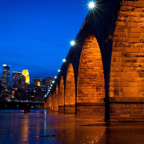 Prints Stone Arch Bridge Over The Mississippi River In Downtown