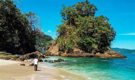 Read more gambar teluk laikang : Tempat Wisata Banyuwangi Teluk Hijau - Peta Wisata Indonesia dan Luar Negeri
