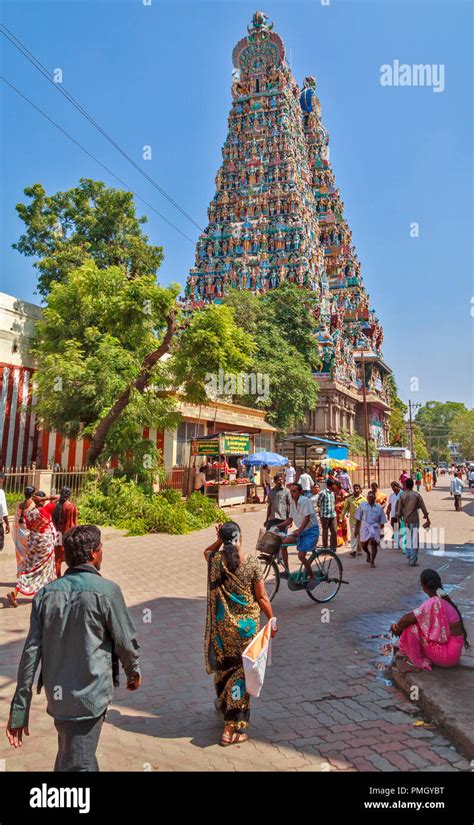 Meenakshi Temple Madurai Tamil Nadu India Street Scene And People