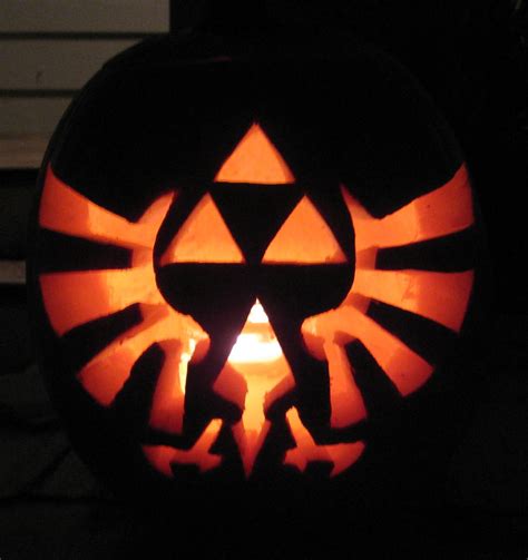 Legend Of Zelda Pumpkin Carving Legend Of Zelda Triforce Emblem