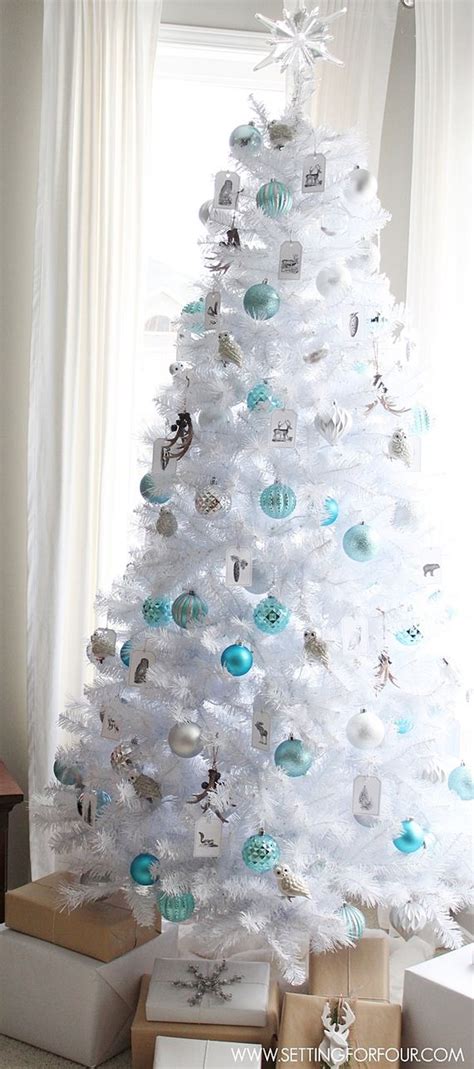 Whatever is on your christmas meal planner, our chefs can cook for you. Non-Traditional Christmas Decorating Ideas - 12thBlog