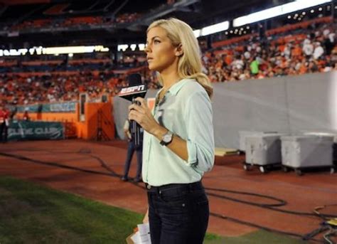 Total Pro Sports The 30 Most Popular Female Sports Reporters On Twitter