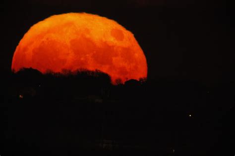Supermoon Photos From Around The World Today S Image EarthSky