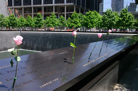 Visiter Le Mémorial Du 119 à Ground Zero World Trade Center New York