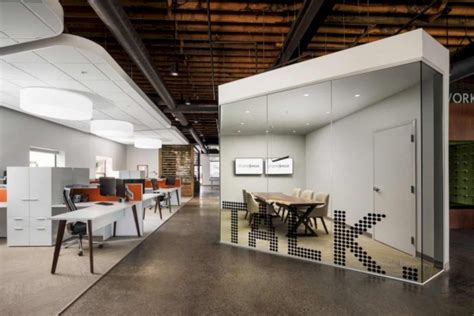 Studio Eagle Open Creative And Deeply Reflective Workplace