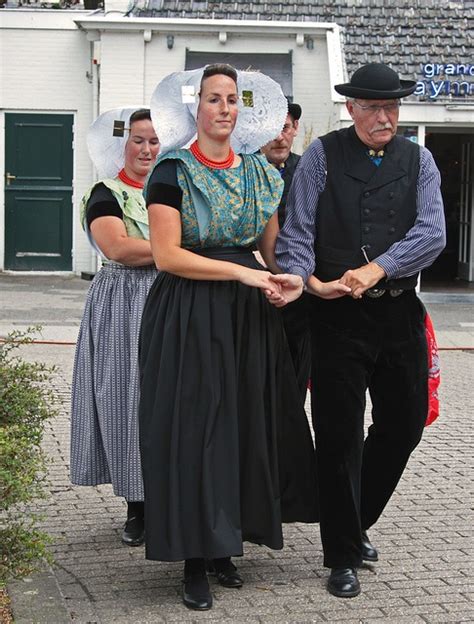 Zuid Beveland002 Dutch Clothing Traditional Outfits Folk Clothing