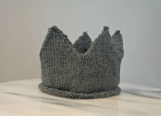 Ravelry Knitted Crown pattern by North Star Knits