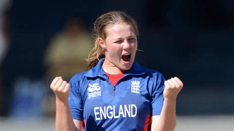 Englands Anya Shrubsole Eyes Ashes Win Over Australia Cricket News
