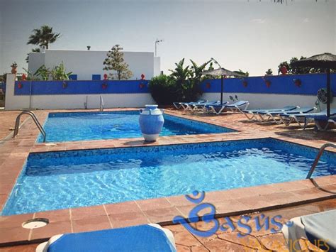 Maybe you would like to learn more about one of these? Pin en Casas, Chalets, Cortijos, Apartamentos, Bungalows ...