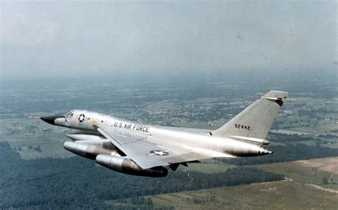 Convair B 58 Hustler Дальний бомбардировщик США