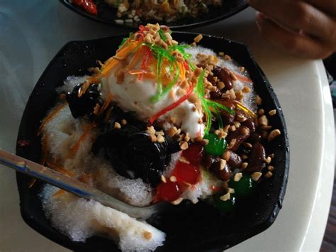 Shoe repair shed, penang road, penang, malaysia. Ice Kacang at Bukit Bendera (Penang Hill) | Food Scan