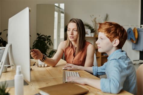 Tips For Keeping Kids Learning At Home - Educations.pk