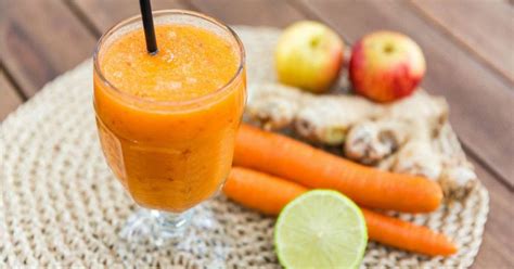 Suco De Cenoura Com Limão E Gengibre