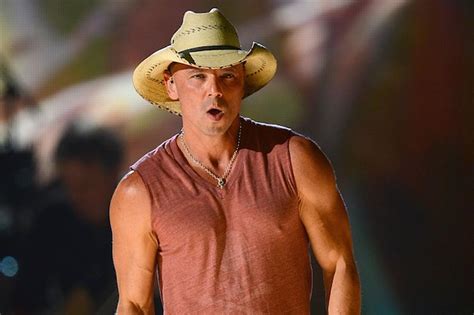 Kenny Chesney On New Album I Made A Whole Record And Threw It Away