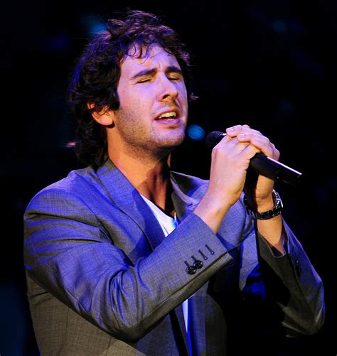 Concert Review Josh Groban Plays To Core Audience With Humor And