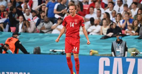 Jun 21, 2021 · mikkel damsgaard celebrates after scoring for denmark against russia. Sampdoria slams £34m price tag on Spurs target Damsgaard
