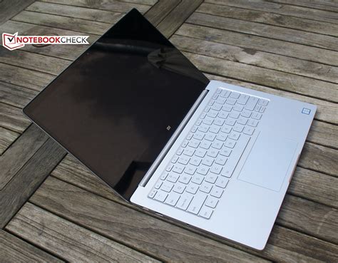 The mi notebook air 13 is a comparatively compact device, thanks to the slim display frames. Xiaomi Mi Air (13.3-inch) Notebook Review - NotebookCheck ...