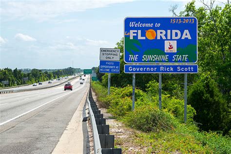 Florida Welcome Sign Stock Photos Pictures And Royalty Free Images Istock