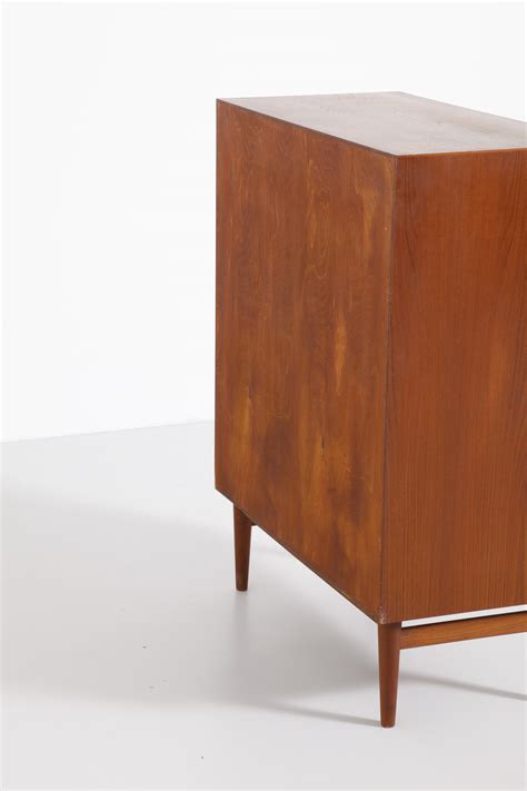 A chest of drawers Gunni Omann — archive — Modest Furniture