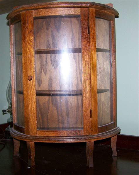 Oak Wood Small China Cabinet Display Case