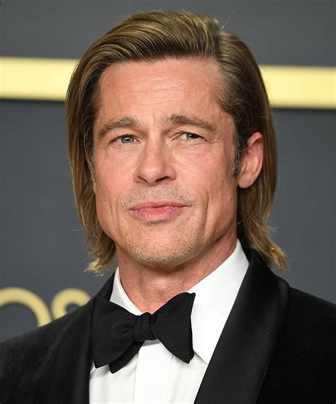 Brad Pitt 56 Anni In Nove Look Indimenticabili Vogue Italia Vrogue