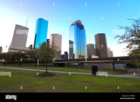 Houston Skyline From Buffalo Bayou Stock Photo Alamy