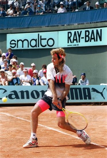 Andre Agassi Tournoi De Roland Garros 1990 André Crudo Photo12