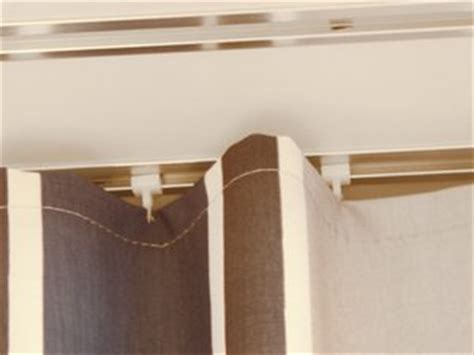 Bosdontek 40 stück vorhang clip gardinenstange 32mm vorhang clips überzug prozess vorhang ringe mit clips vorhang haken geeignet für metallstange mit durchmesser (silver). Berechnung der Vorhangfalten - Stoffzentrale AG