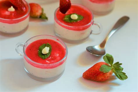 Top gelatin benefits and gelatin uses. No Gelatin Eggless Strawberry Mousse Recipe - Fas Kitchen