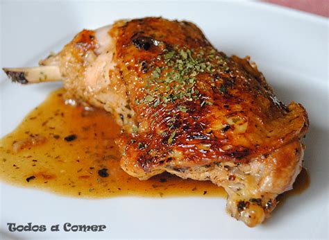 Deliciosas recetas de guisados, guisos o platillos para servir como segundo plato. Receta: Pollo guisado con cerveza