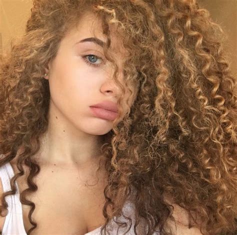 Mix up the extra lowlight hue with the warmth of a blonde for an upgraded, soft dimension. 565 best images about Hair color for mixed chicks on Pinterest