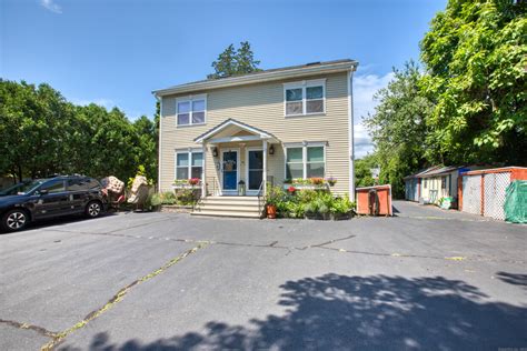 59 N Main St Unit B Branford Ct 06405 Room For Rent In Branford Ct