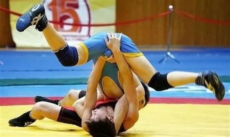 Most Of The Unfortunate Funny Sports Photos Funny Sports Pictures Sports Fails Sports Photos
